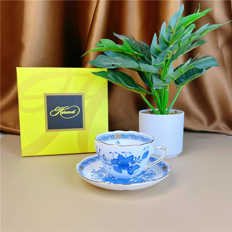 طقم فنجان قهوة وصحن بتصميم سلة - مراجعة Coffee Tea Gift Basket وسعره