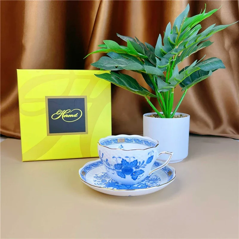 طقم فنجان قهوة وصحن بتصميم سلة - مراجعة Coffee Tea Gift Basket وسعره